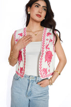 Cargar imagen en el visor de la galería, Chaleco bordado flores