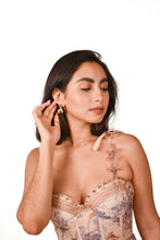 Cargar imagen en el visor de la galería, Vestido flores
