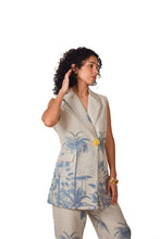 Cargar imagen en el visor de la galería, Set chaleco y pantalón capri Palmas
