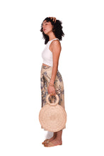 Cargar imagen en el visor de la galería, Falda midi floral
