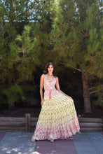 Cargar imagen en el visor de la galería, Vestido "Pitaya"
