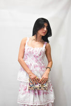 Cargar imagen en el visor de la galería, Vestido largo blanco con rosa
