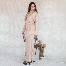 Cargar imagen en el visor de la galería, Jumpsuit satinado
